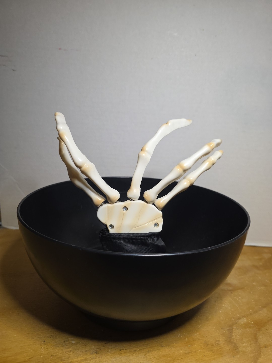 Gemmy Animated Motion Activated Halloween Skeleton Hand Candy Bowl