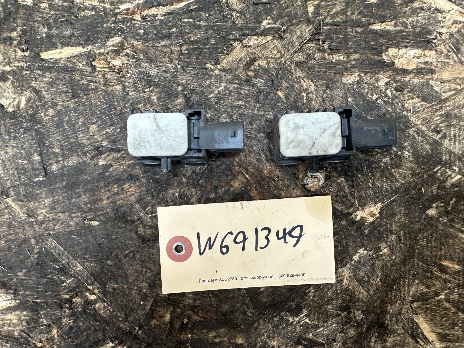 BMW 2003-2010 E83 X3 FRONT IMPACT SENSOR 2PC SET OEM 3420817
