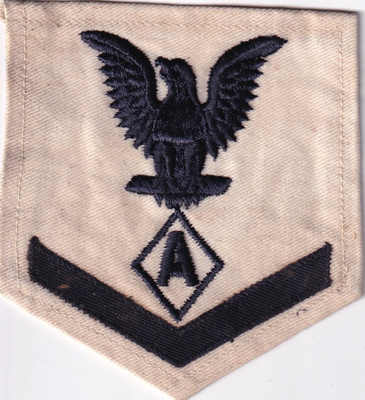 Athletic Instructor rate patch WWII PO3 Petty Officer Three white NYEC 1944