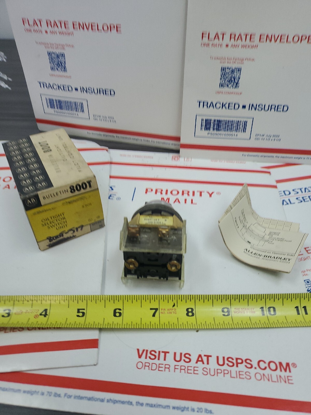ALLEN BRADLEY 800T-J17 SER.N SELECTOR SWITCH BODY NSNP