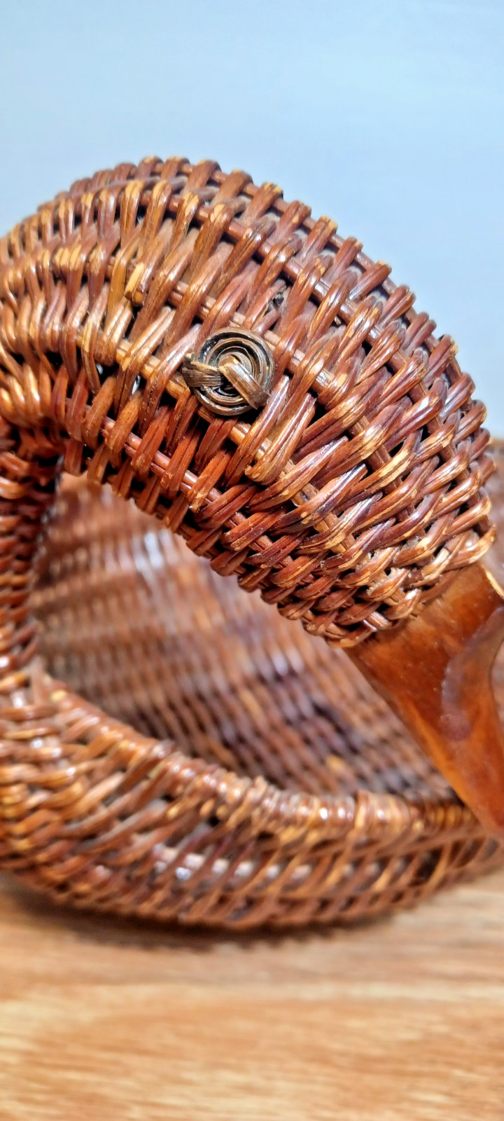 Country Decor Wicker Duck Basket 11" Long