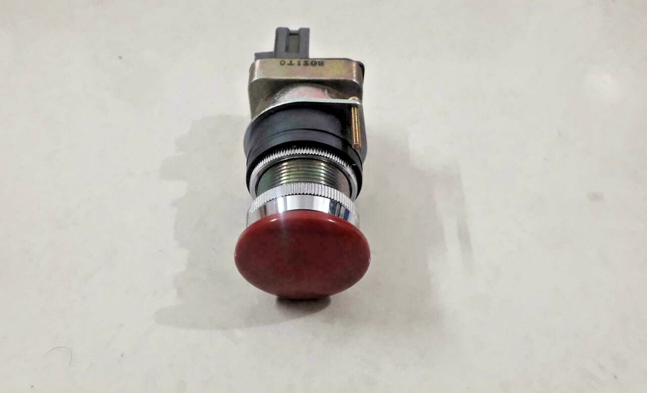 IDEC EPE STOP 8021TO  Control Unit push button  NEW
