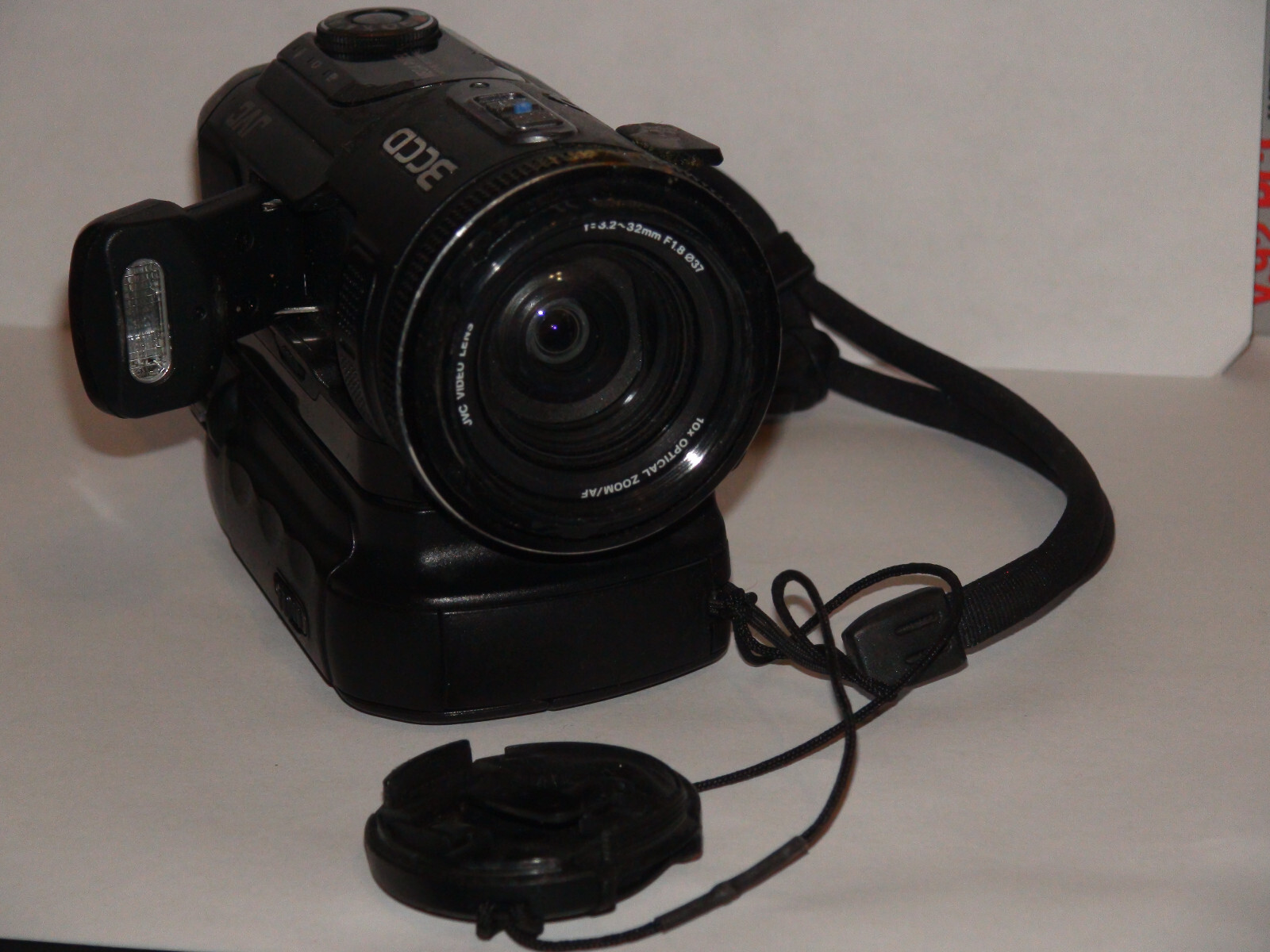 JVC GZ-MC500U Camcorder - UNTESTED, FOR PARTS OR REPAIR