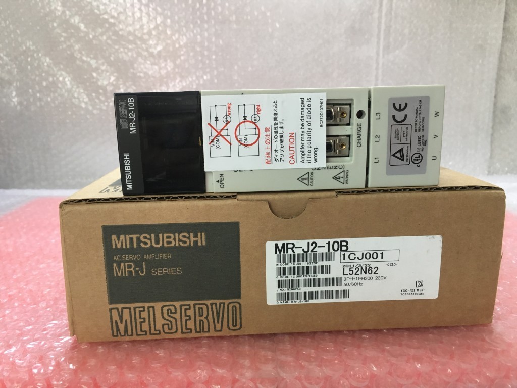 Mitsubishi MR-J2-10B AC Servo Drive New In Box MRJ210B Expedited Shipping