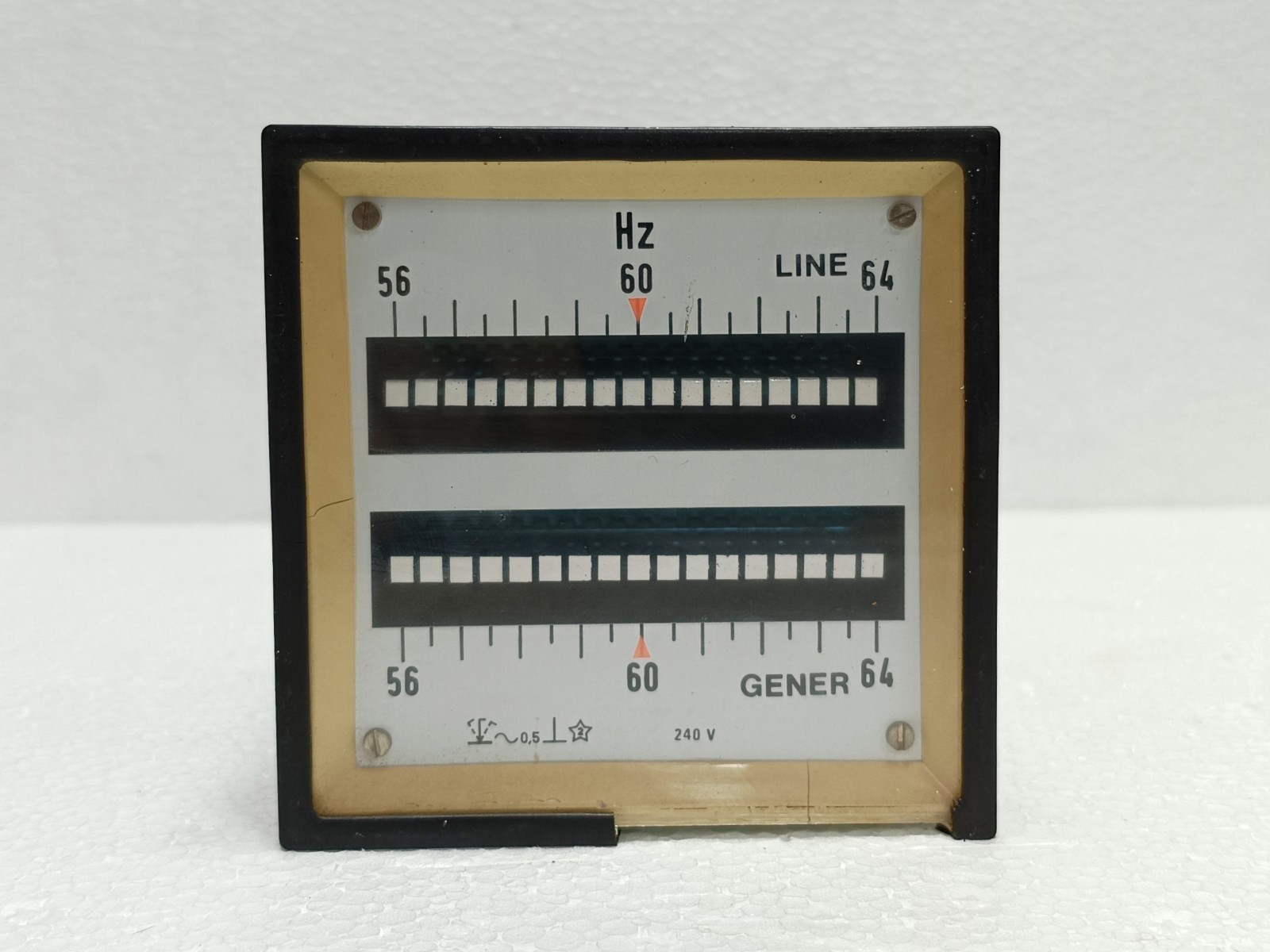 CONTROL MGM97 000437 DUAL REED FREQUENCY METER 60Hz 240V USED CHASSIS DAMAGE