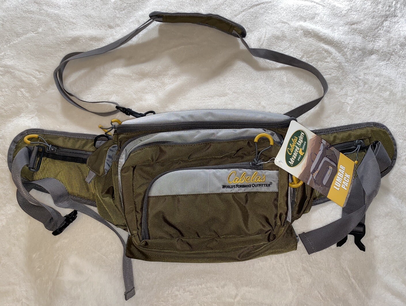 CABELA'S HUNTING,HIKING OR FISHING PACK FANNY, WAIST LUMBAR DAY PACK