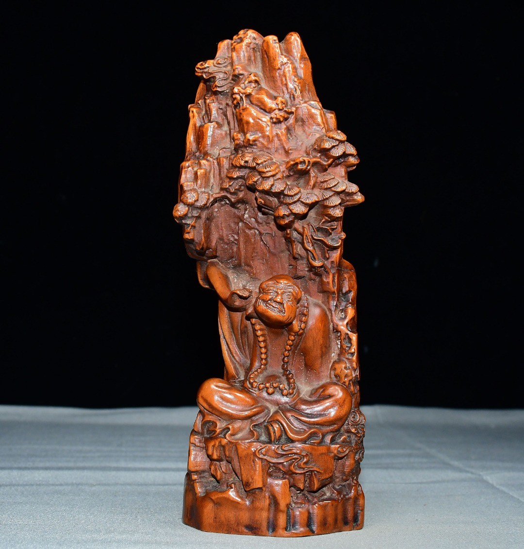 Boutique Small Leaved Boxwood Processing Ear Arhat Decoration