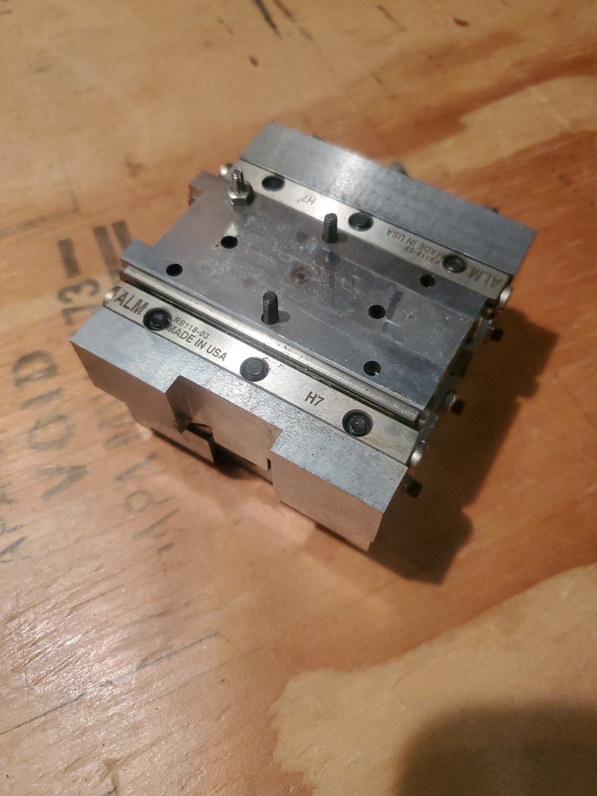 XY Stage Positioner