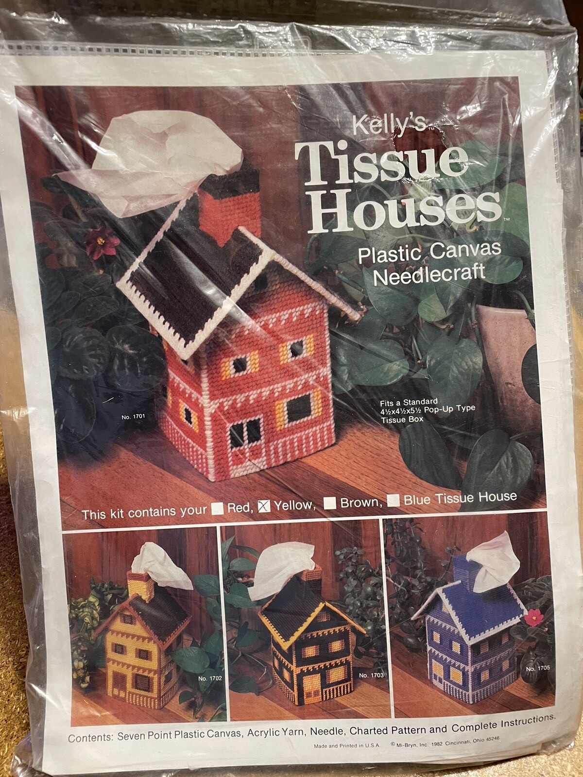 Kelly’s TISSUE HOUSE Plastic Canvas Kit New in Package #1701 Yellow Craft