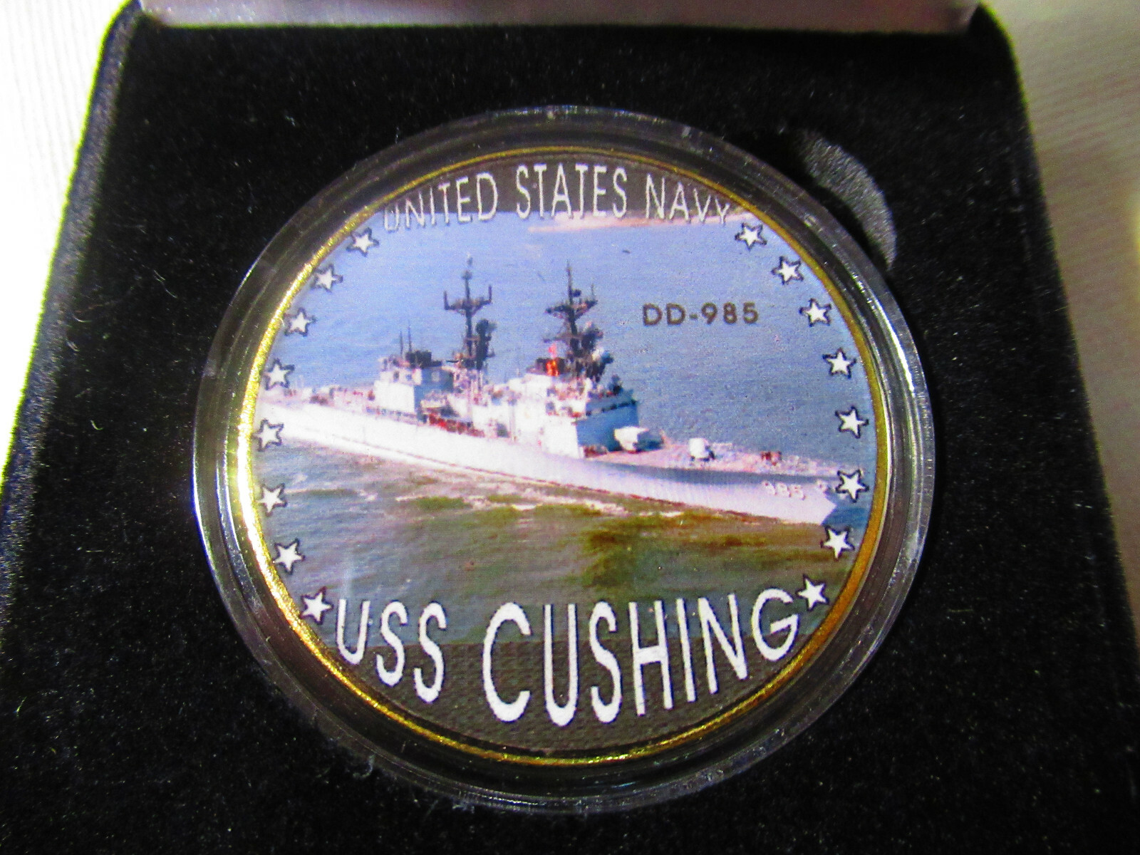 US NAVY - USS CUSHING (DD-985) Challenge Coin w/ Presentation Box