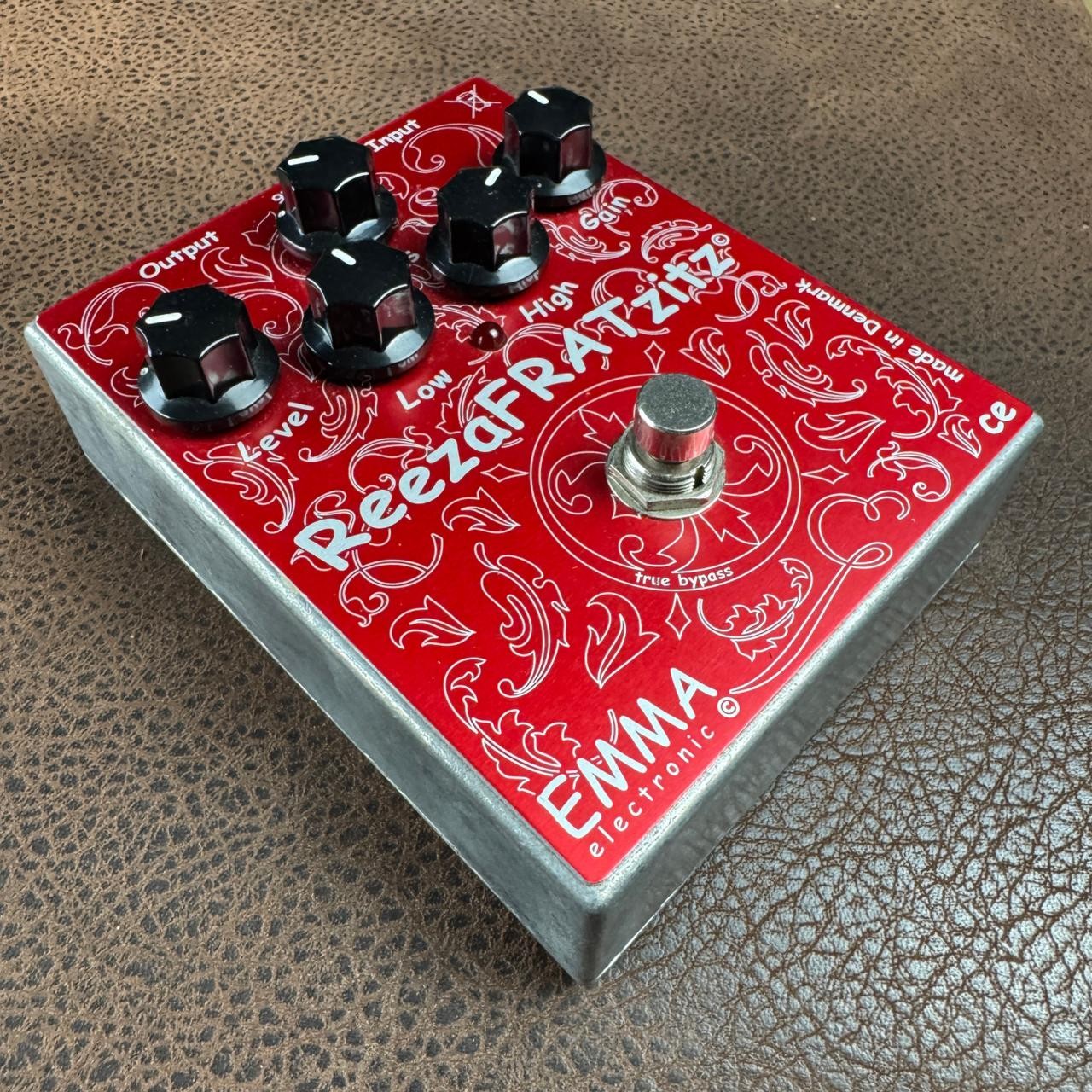 Emma Reeza Frat Zitz II Overdrive Distortion - Denmark