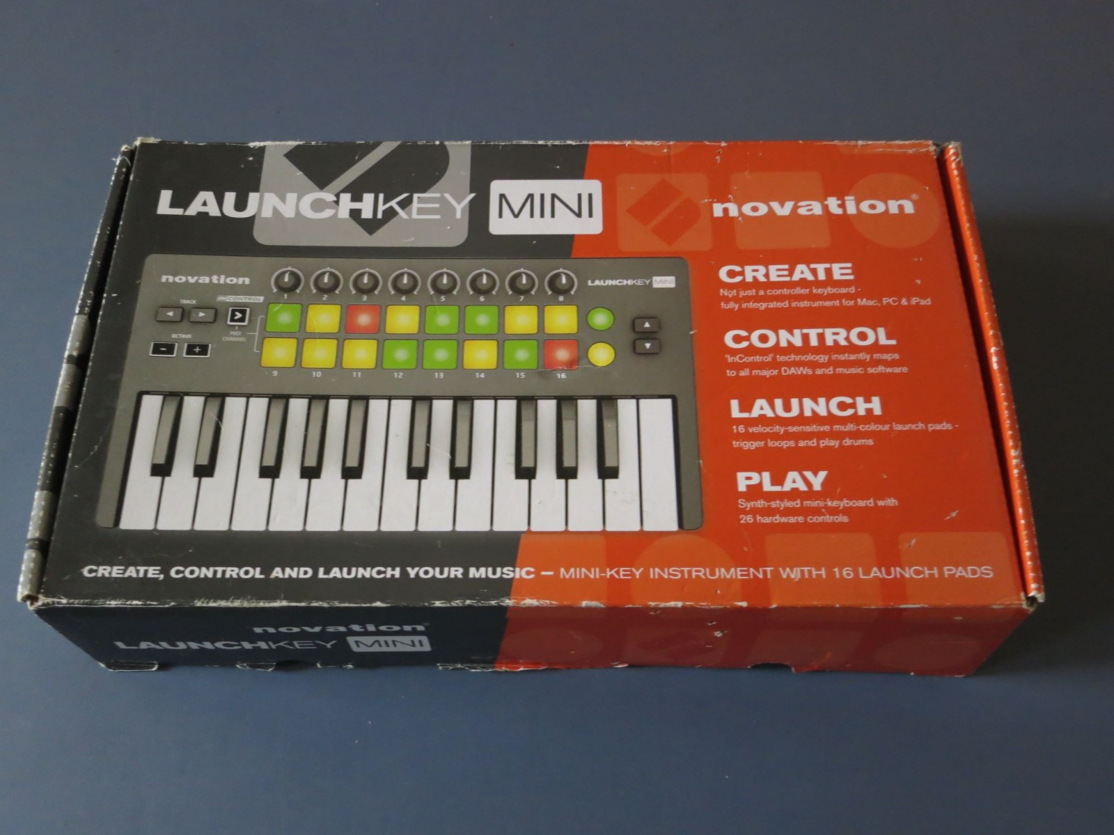 Novation Launchkey Mini MK1 25-Key DAW Controller, Open Box