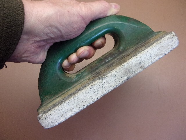 Old Carborundum Dressing Stone 3 1/2" x 8" Handled Abrasive Stone 2 Lbs. 2 Oz.