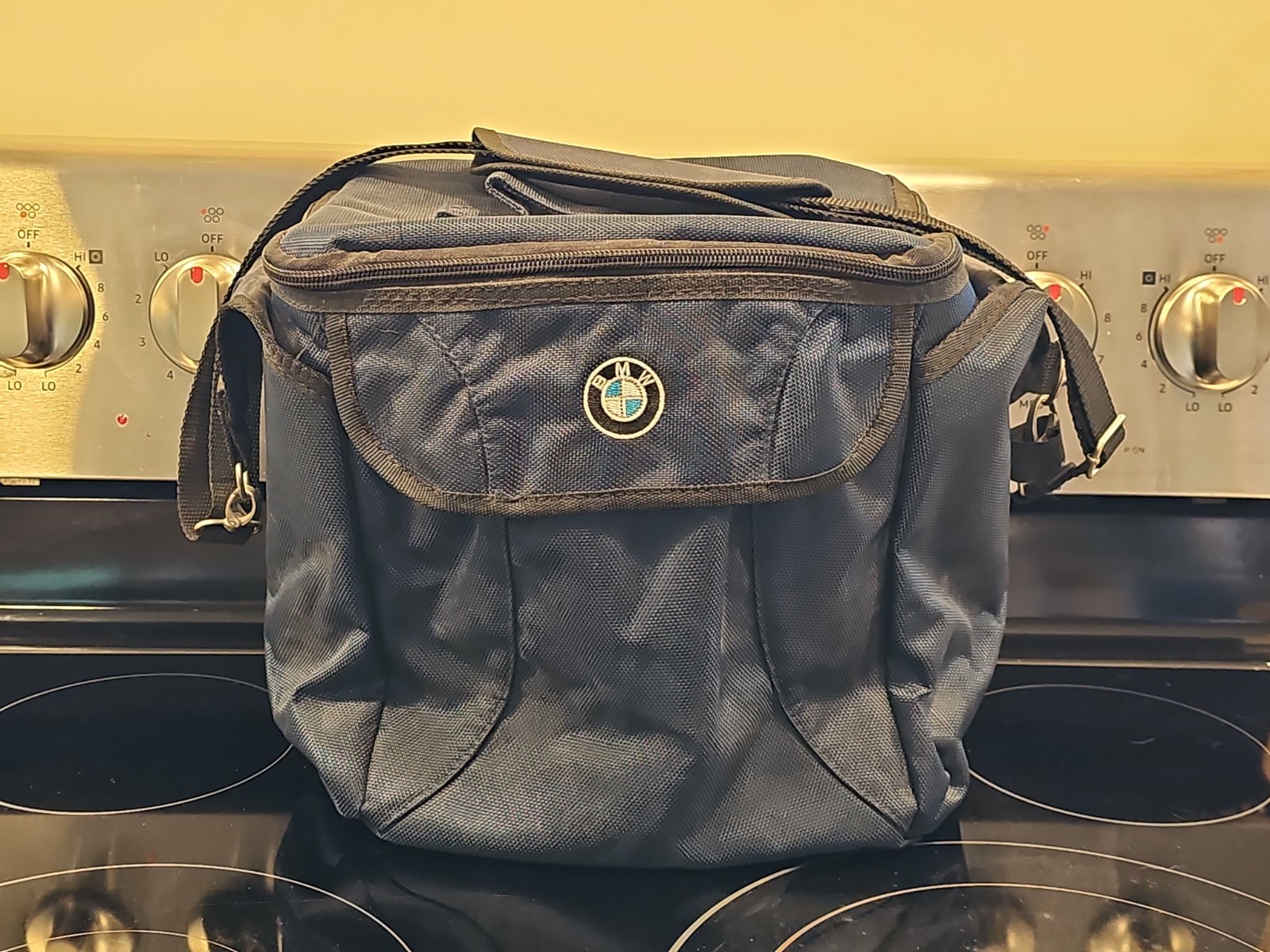 Genuine BMW Cooler Bag - Navy Blue Insulated tote lunchbox