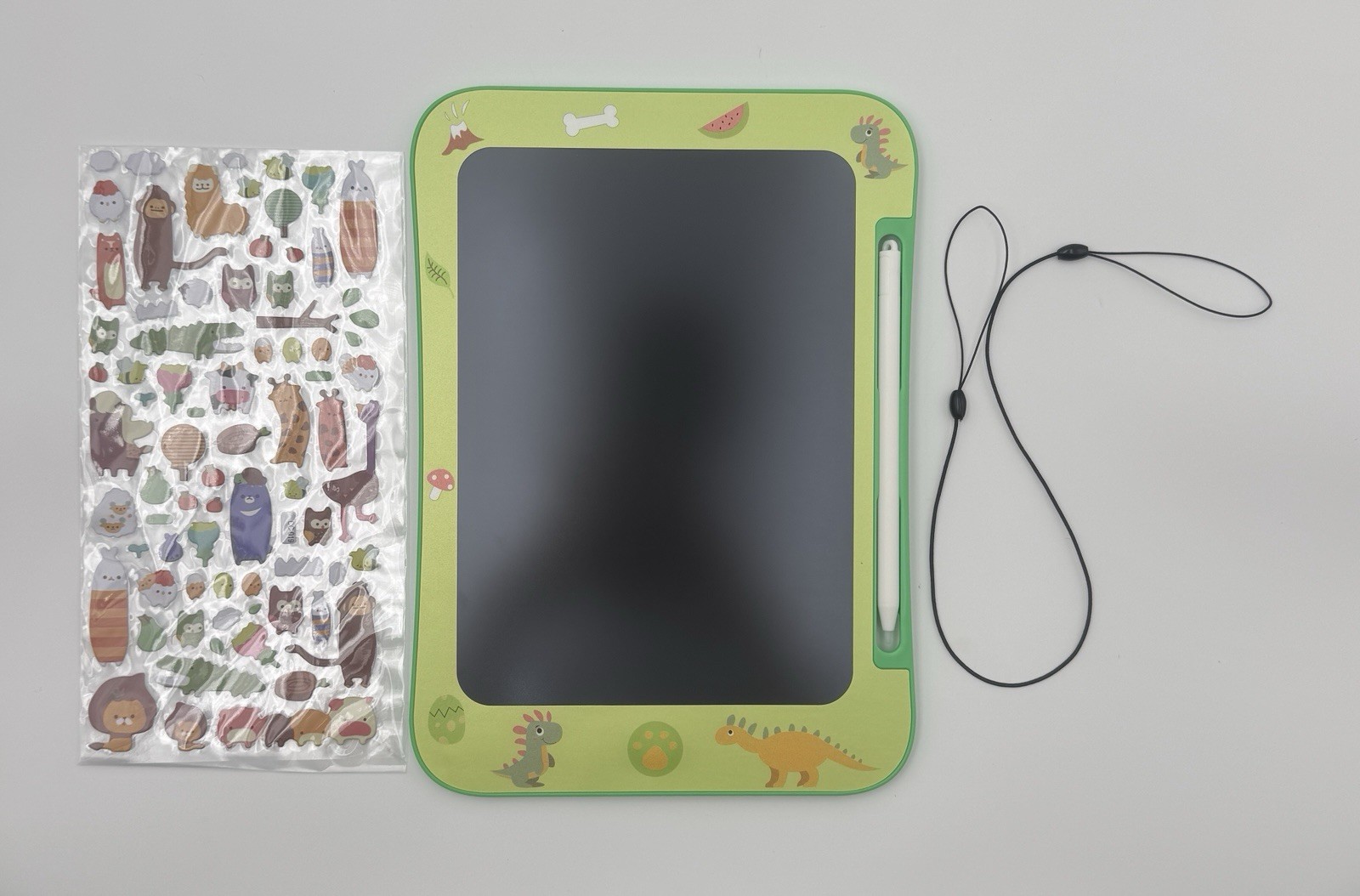 LCD Writing Tablet Kids Drawing Pad Reusable Doodle Board Stylus Educational Toy