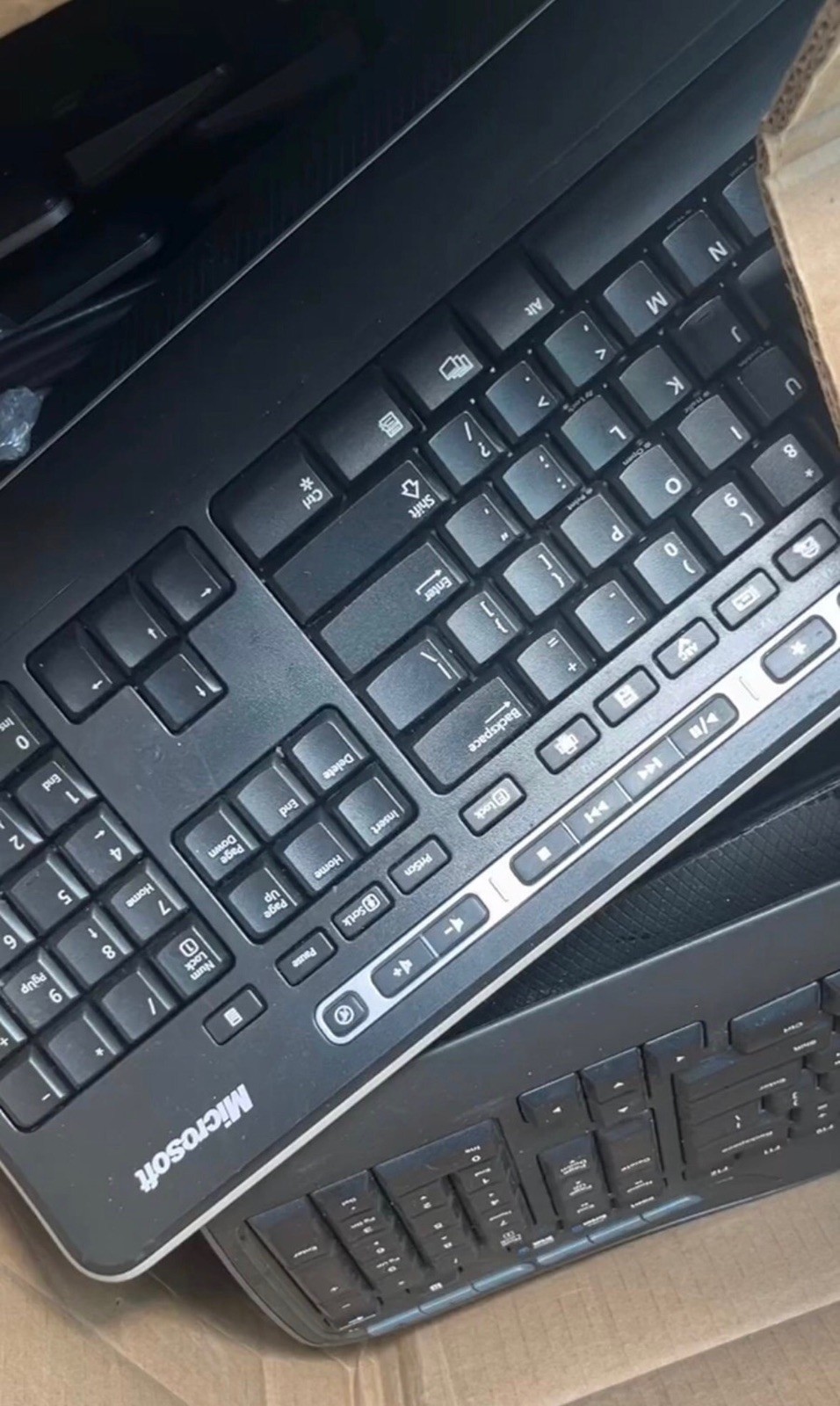 LOTS OF keyboard