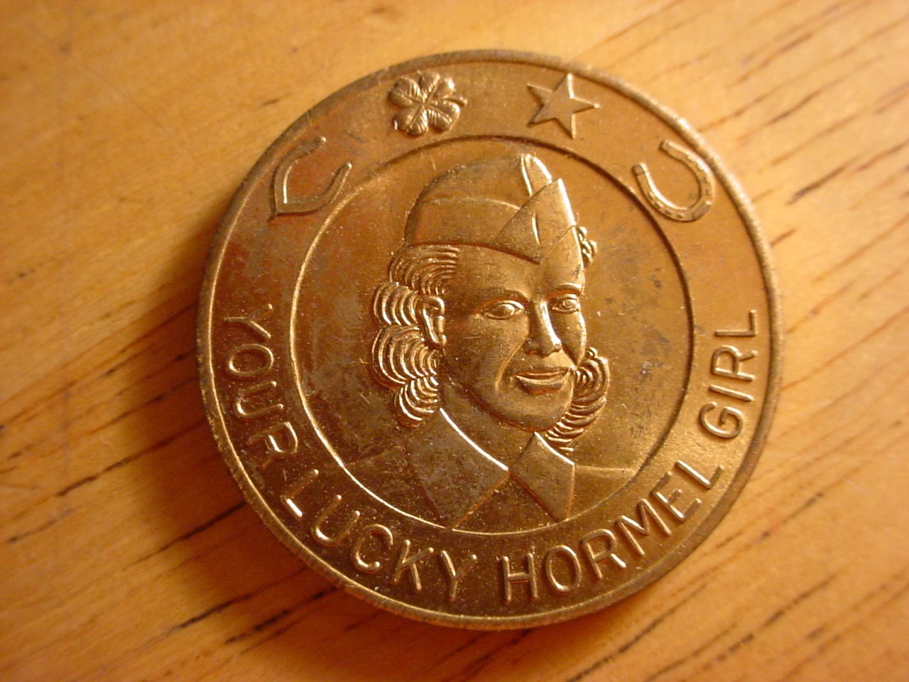 Hormel Girl 28mm Token (2)