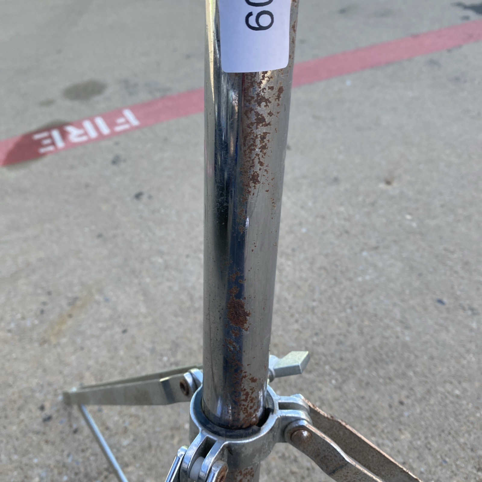 Gibraltar Hardware By Kaman Stand