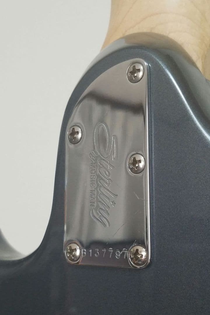 Sterling by MUSICMAN SUB CUTLASS SSS