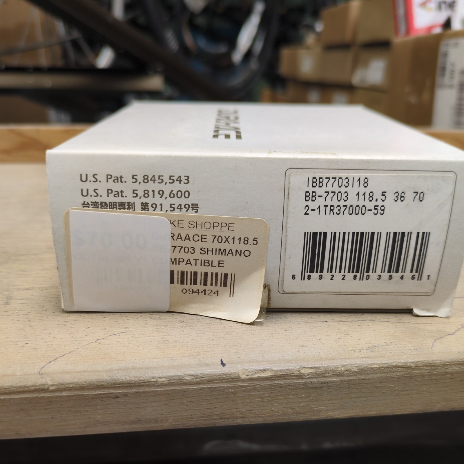Shimano Dura-Ace BB-7703 Triple Bottom Bracket 70 118.5 Italian Thread