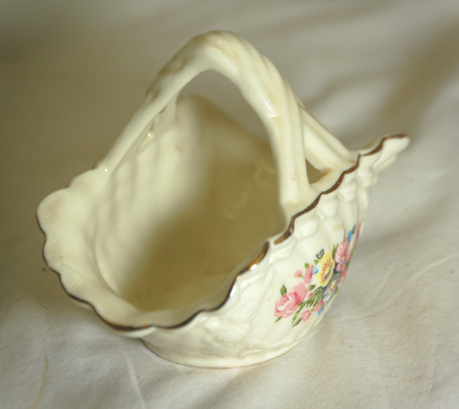 Miniature Ceramic Basket Gold Trim Floral Pattern