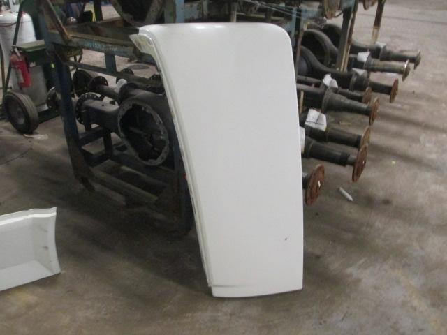 Replaces 2001 VOLVO VNL CAB EXTENSION ,  OH