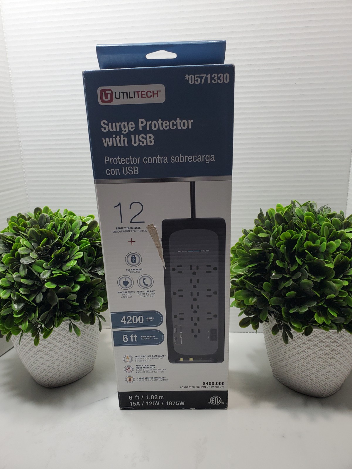 Utilitech 6-ft 12-Outlet 2-USB Ports Indoor Black Surge Protector 🔵 0571330 NEW