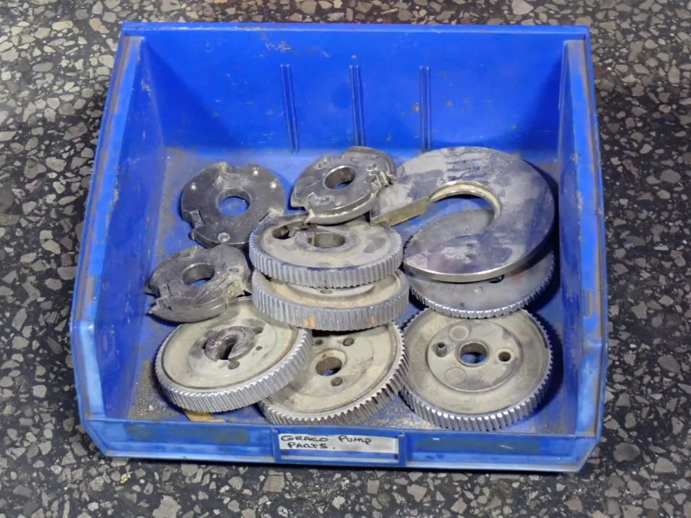 GEARS  02261870008