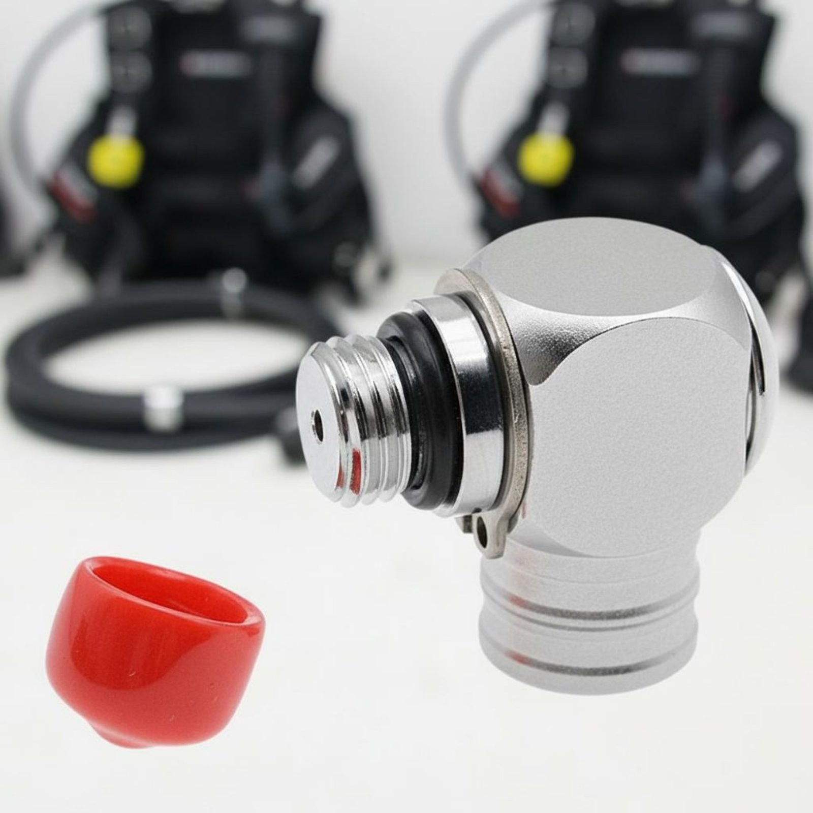 Diving Equipment Includes Dust Cap Initial Stage SPG Swivel Connector