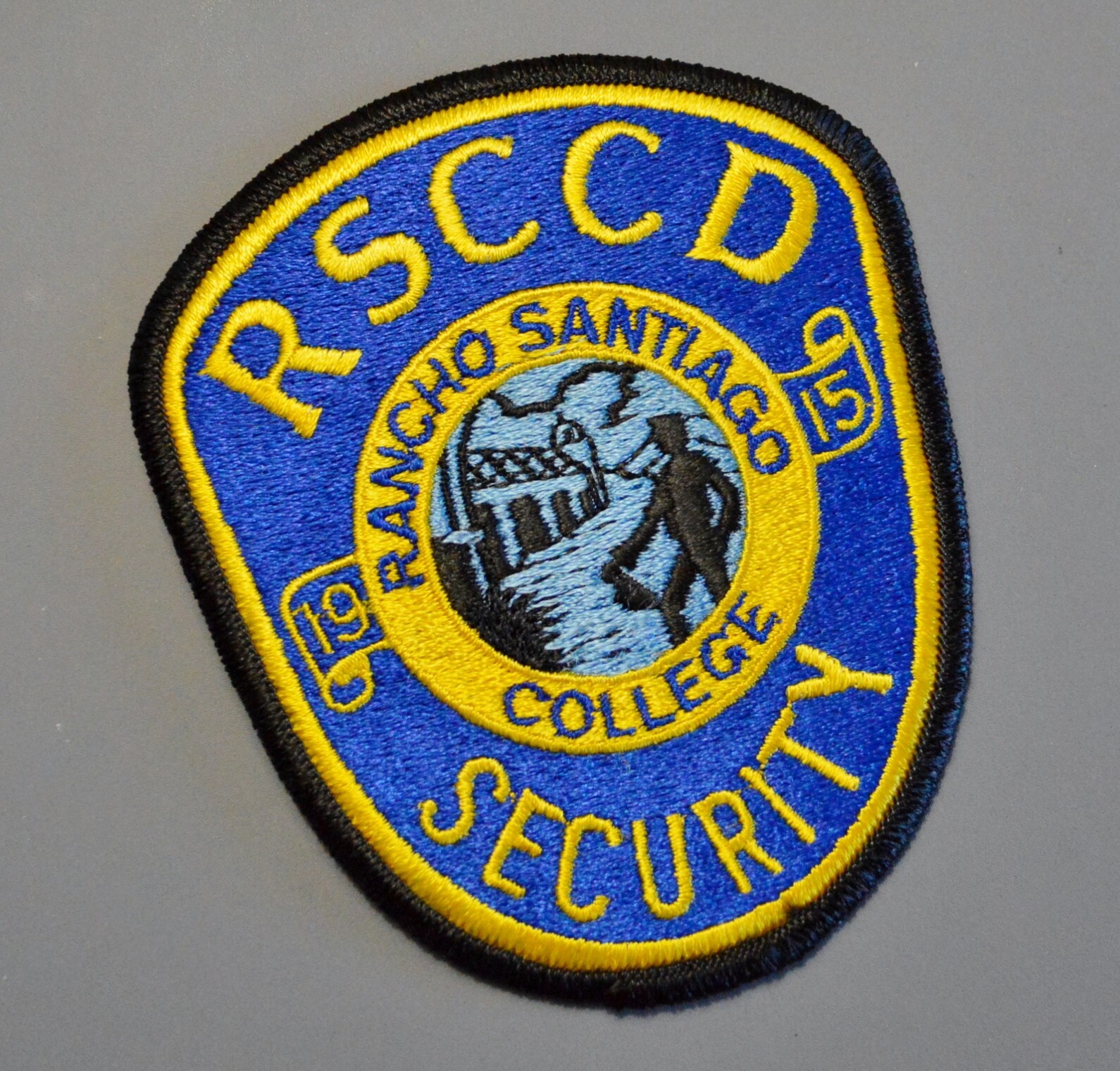 Rancho Santiago College California Security Patch ++ Mint Orange County CA