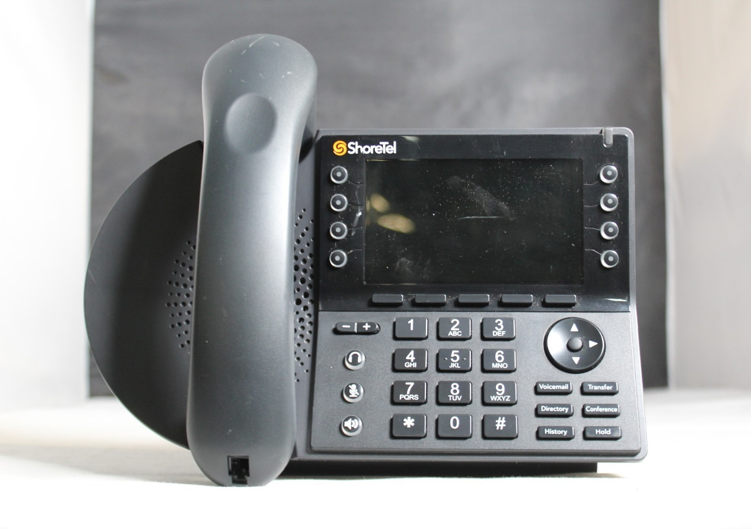 Lot of 10 ShoreTel IP485G VoIP 8-Line LCD Office Phones w/ Handsets & Stands