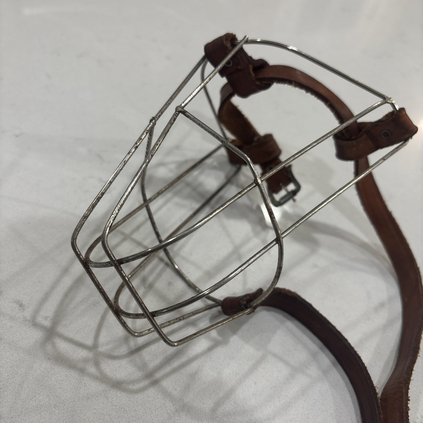 Dog Muzzle Adjustable Metal Wire Basket Leather Straps Small?