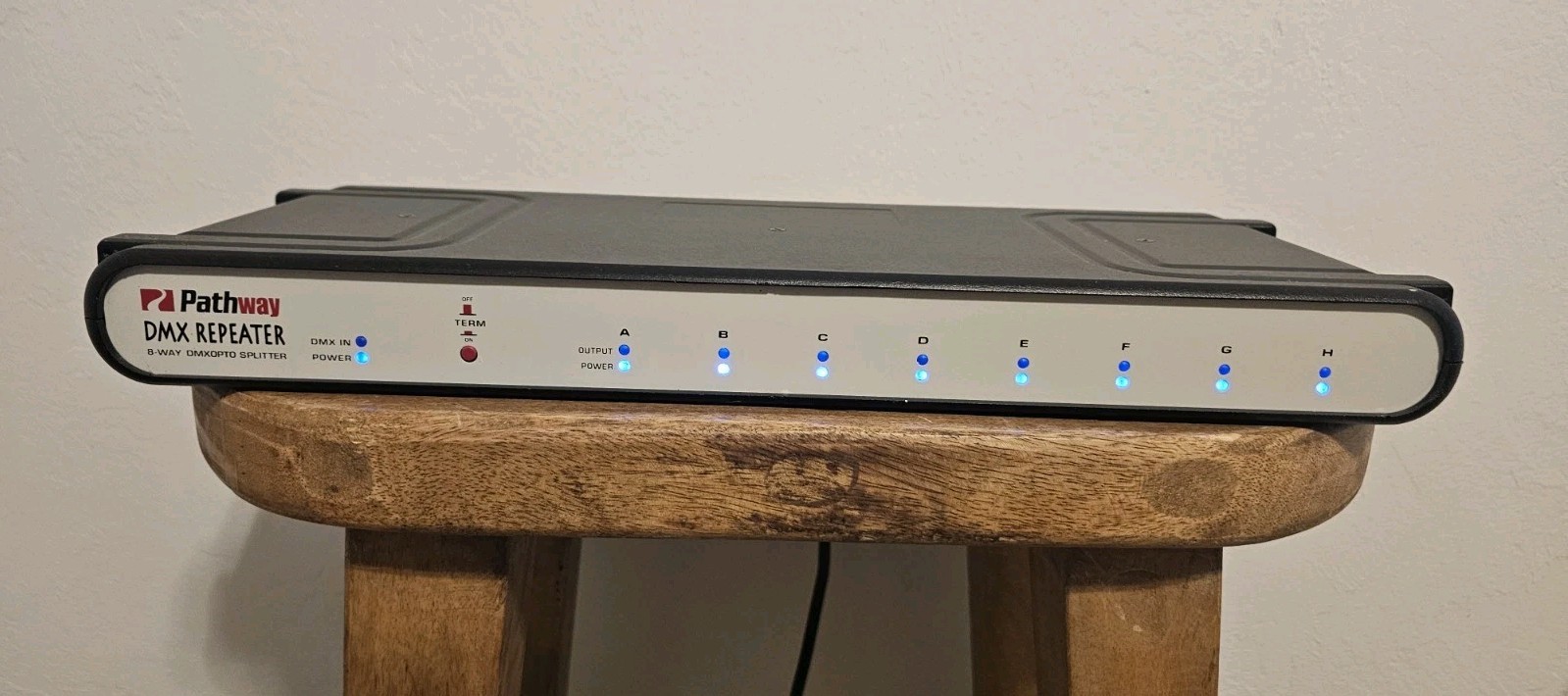 Pathway 9014 DMX Repeater 8-Way Opto Splitter Rackmount Tested Working A-H