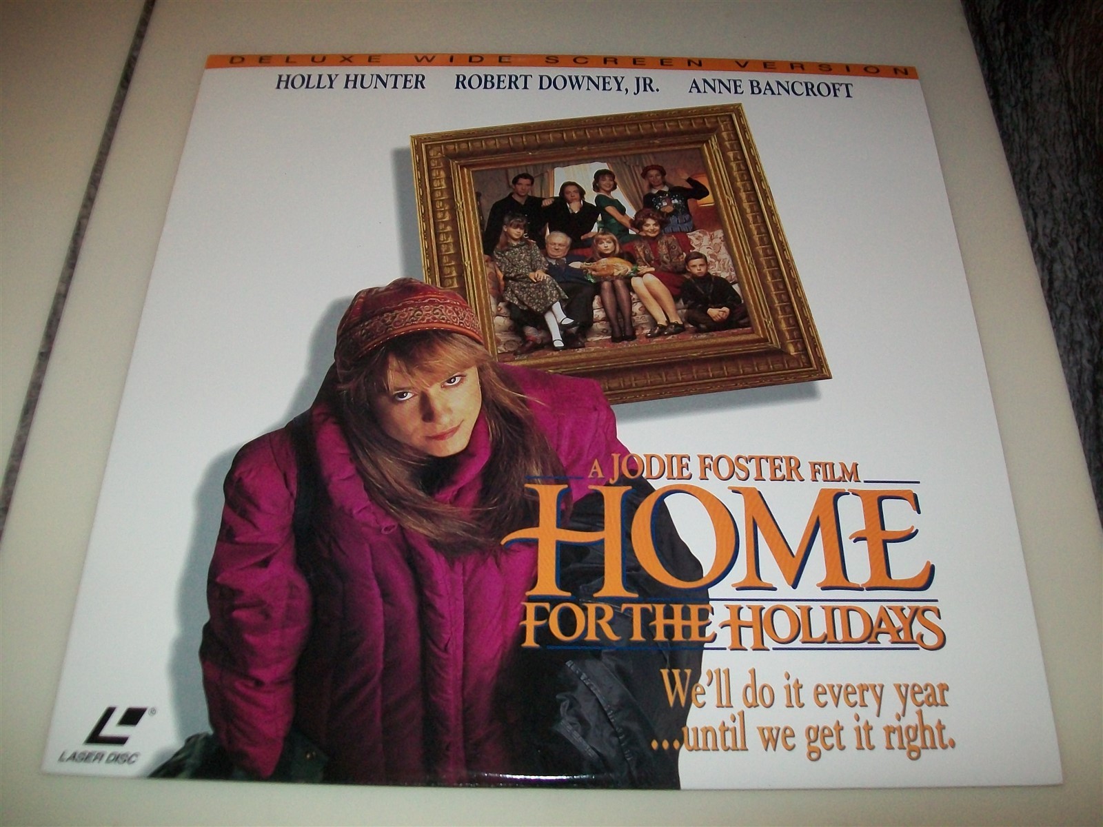 HOME FOR THE HOLIDAYS Laserdisc LD WIDESCREEN EXCELLENT CONDITION GREAT FILM!