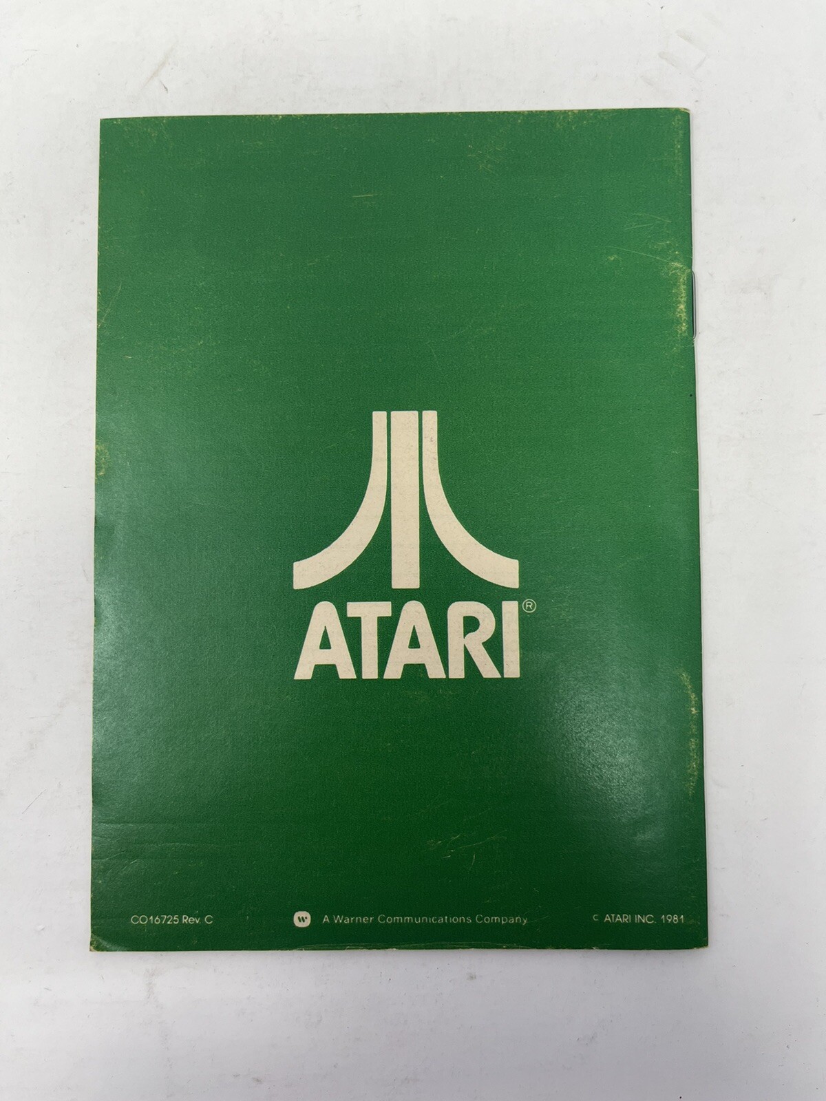 Atari Video Computer System Green Catalog 43 Game Atari 2600 REV CO16725 GH07.
