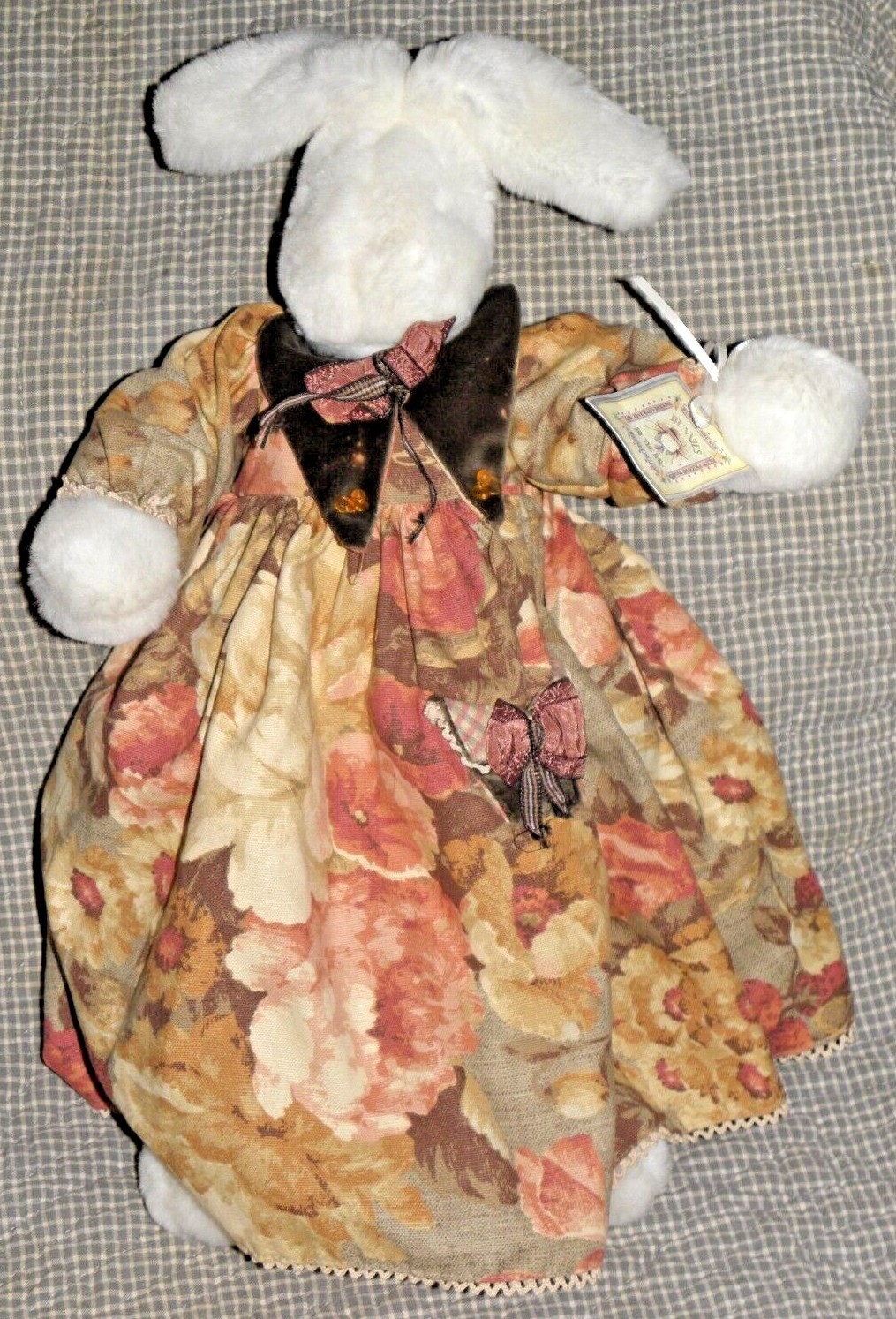 BUNNIES BY THE BAY - White Plush Rabbit PLENTIFUL - Floral Dress 20" - 1998