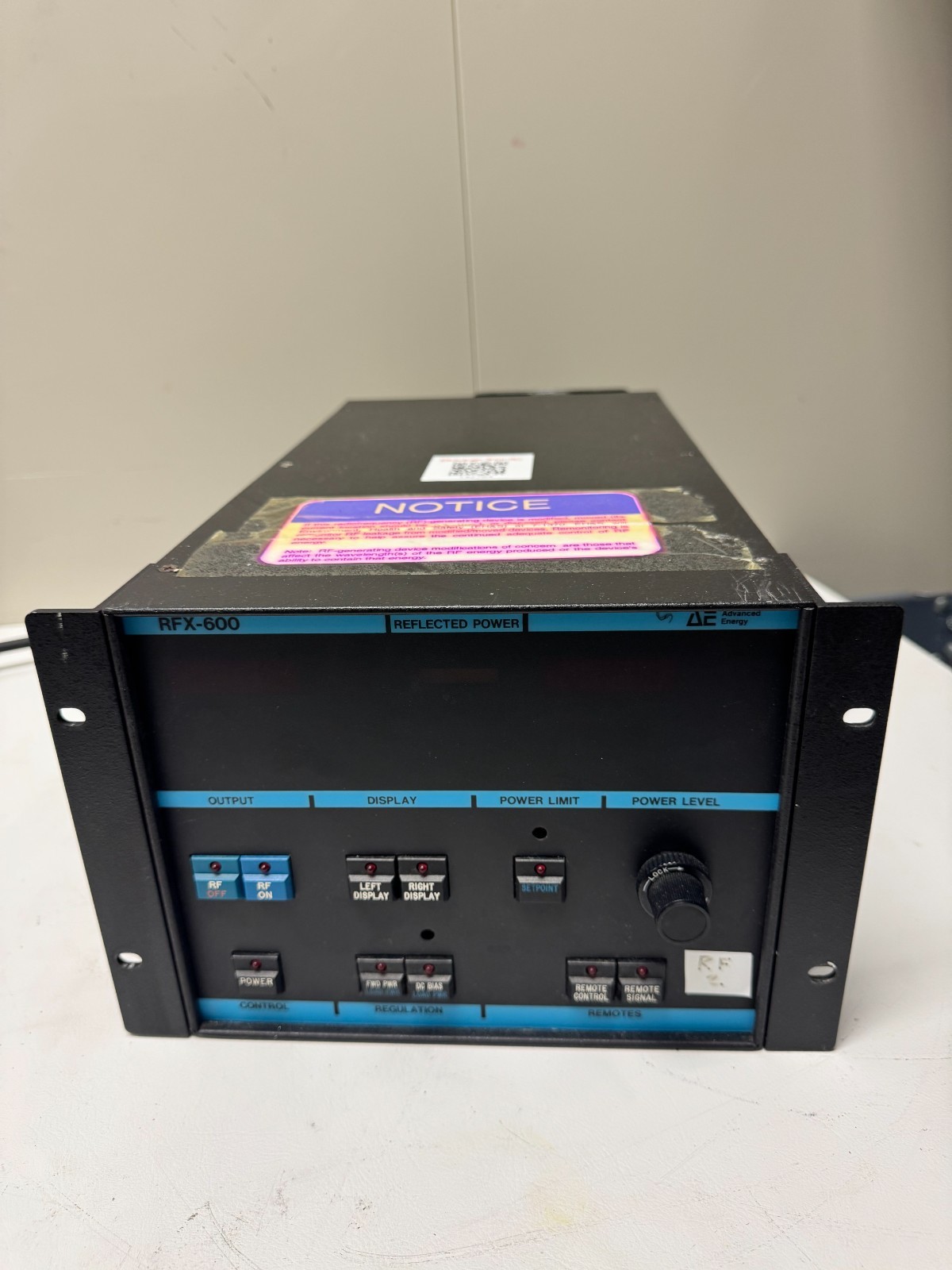 Advanced Energy RFX 600 RF Generator