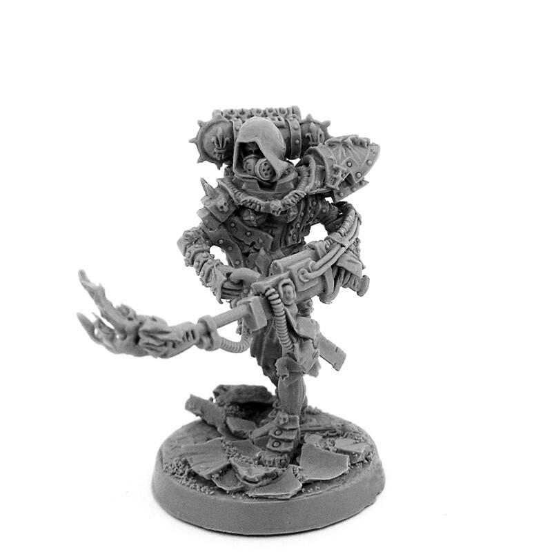Warhame Exclusive Sister Sororita With Heavy Flamer Mask 28mm Sisters of Battle