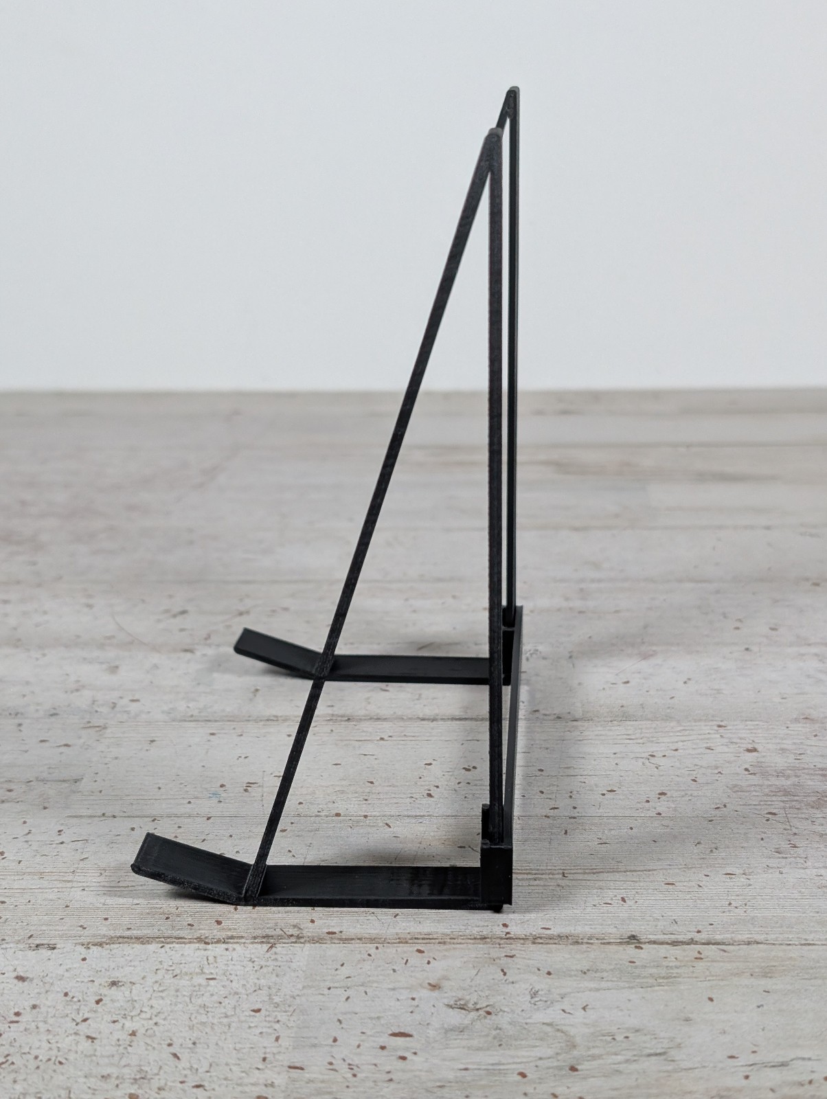Big Box PC Computer Game Software Display Stand Free Standing Angled - Black