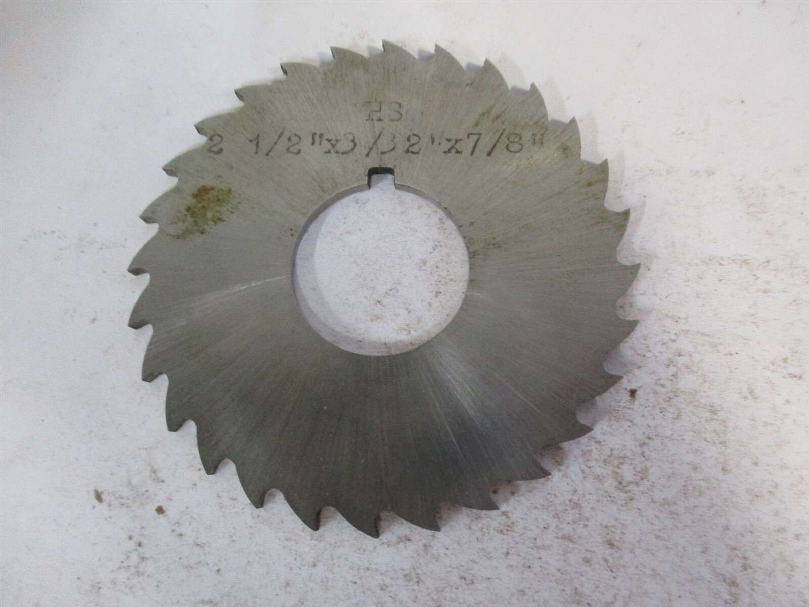 (5-747-030) 2-1/2" x 3/32" 28 Tooth High Speed Steel Slitting & Slotting Saw