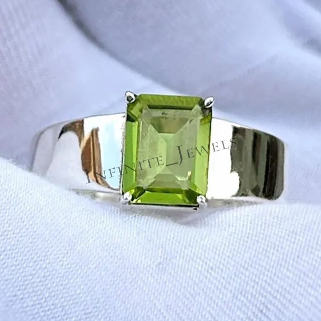 Mens Engagement Green Peridot Gemstone Ring in 925 sterling Silver Handmade Ring