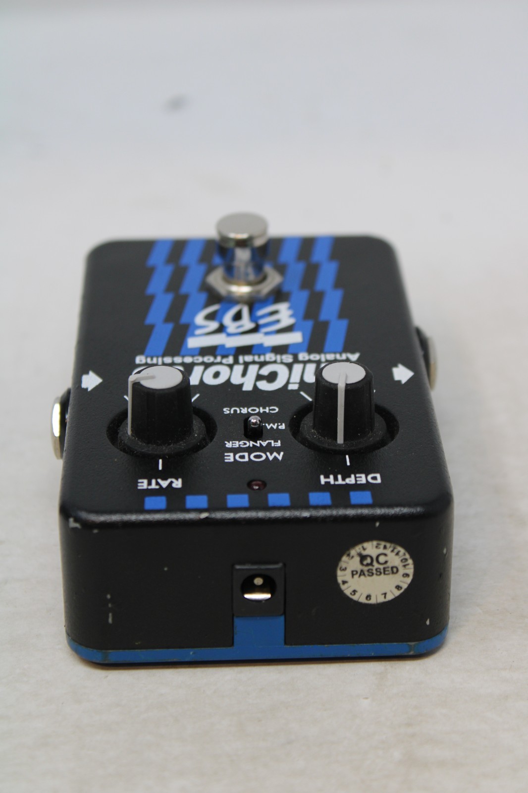 EBS Unichorus Chorus Flanger Modulation Bass Effects Pedal Unit Only