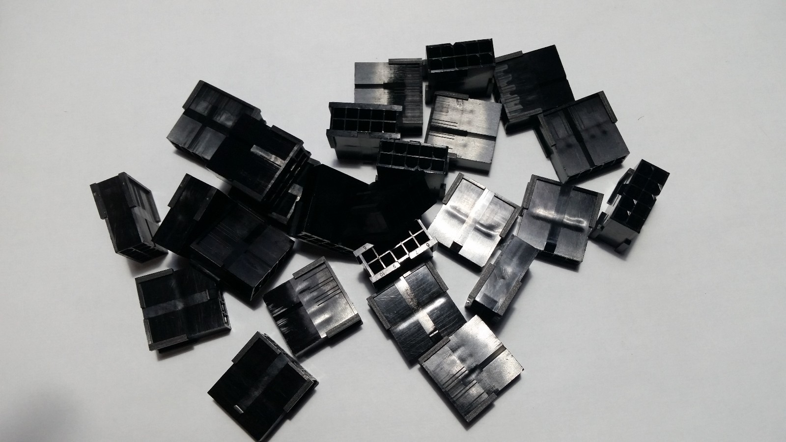 10 pin black Male ATX connector (multiple quantities) for PSU cables