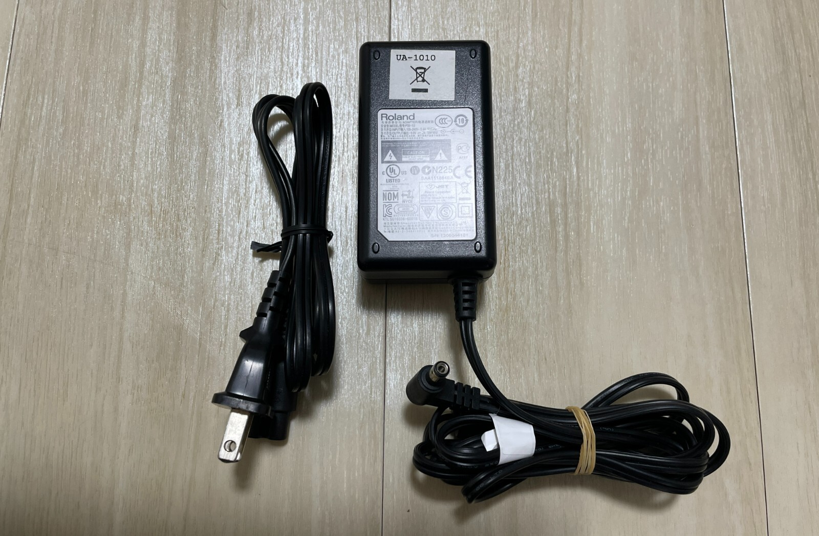 Roland UA-1010 OCTA-CAPTURE Audio Interface Digital Recorder with Power Cable
