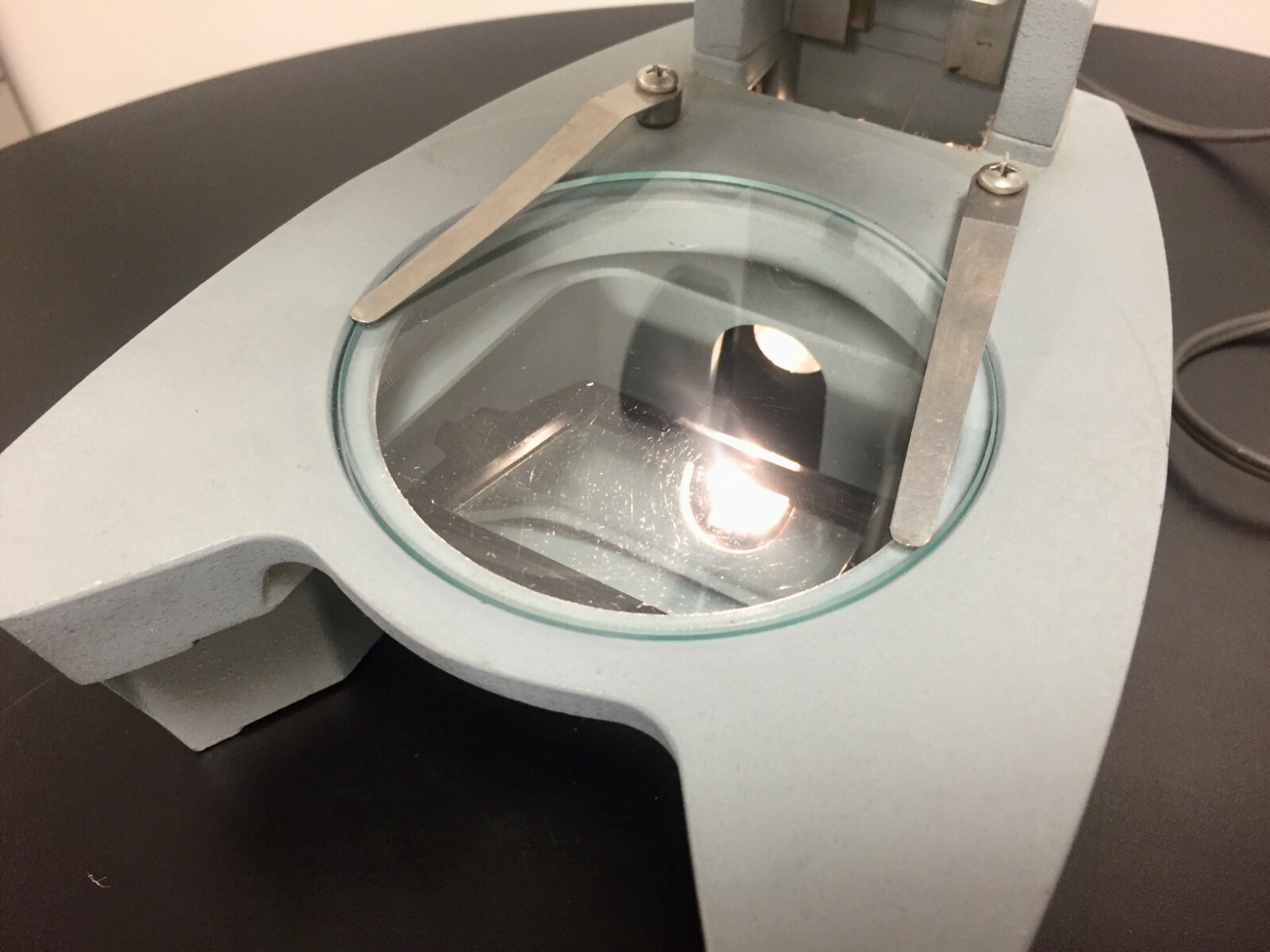 American Optical Cycloptic Dual Head Microscope 56C-103 w light source