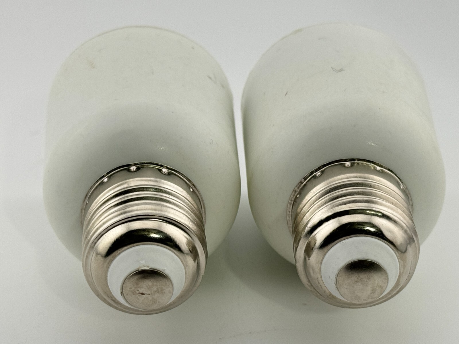 Rebaydo™ 2pcs E26 E27 male to E39 E40 female Converter