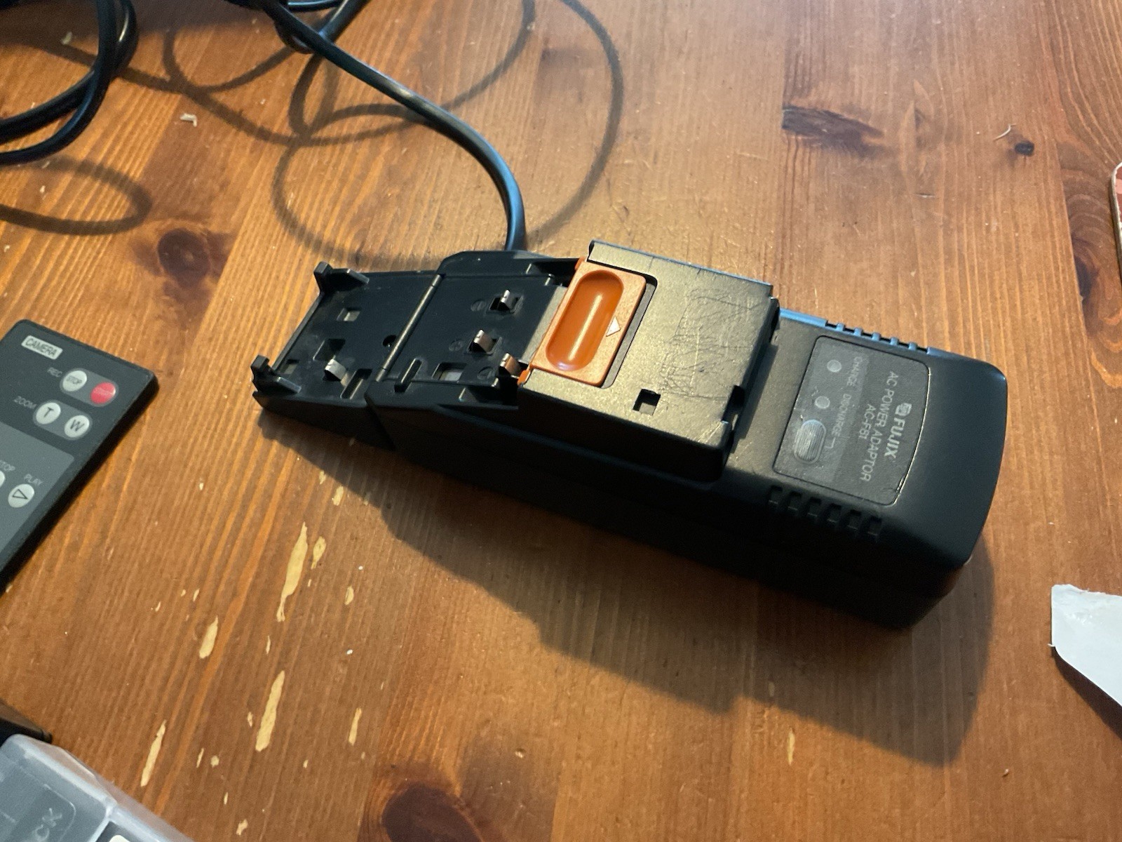 Fuji FG122SW | Video8 camcorder with box and accessories (tested - needs repair)