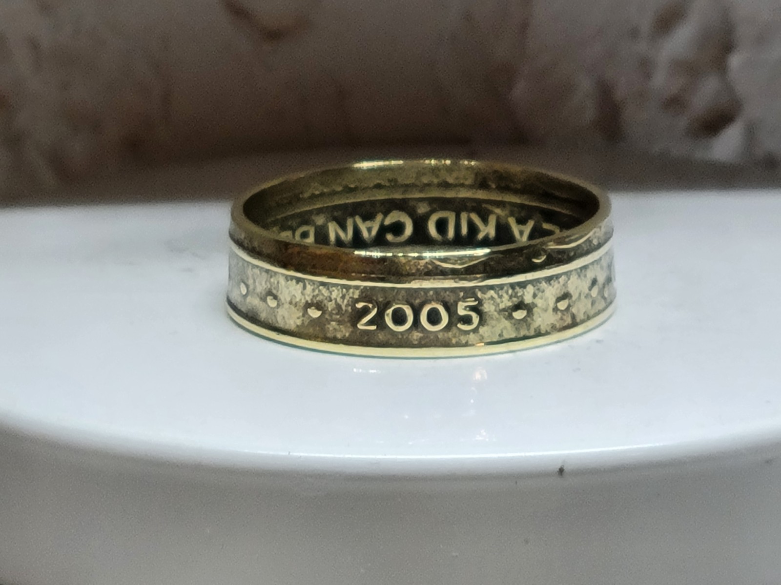 CHUCK e CHEESE - 2005 - Size 11 Token Coin Ring