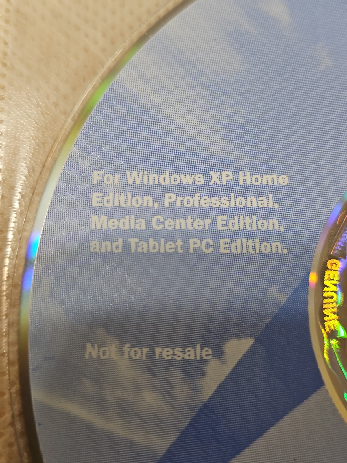 Microsoft Windows XP Service Pack 2 with Advanced Security Technologies disc cd