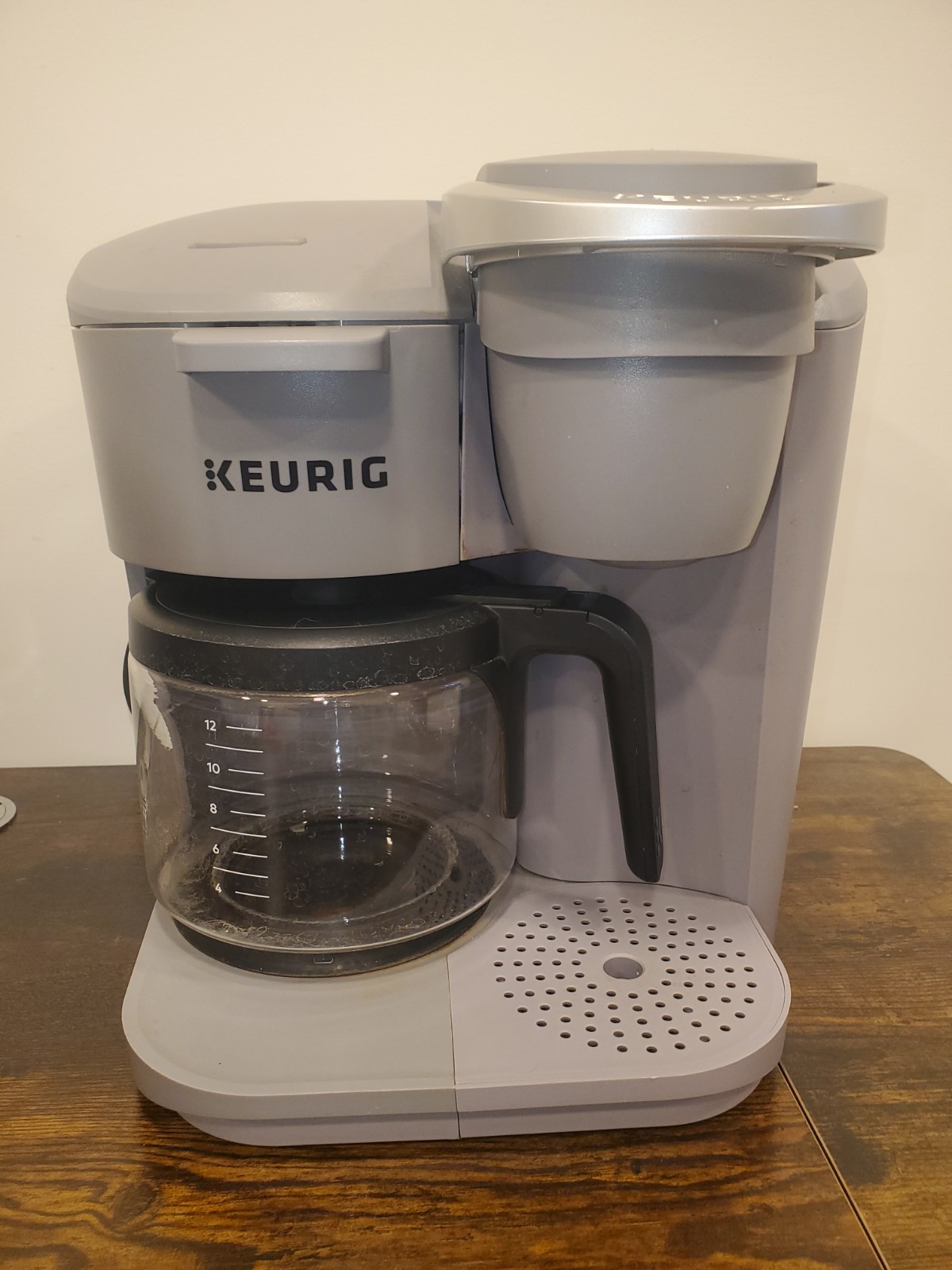 Keurig K-Duo Single-Serve & Carafe Coffee Maker - Gray - Used